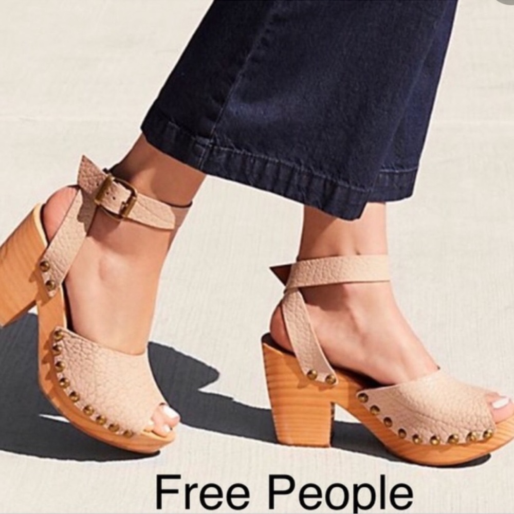 Free People Pasadena Wooden Platform Clog Sandals Womens 10 / EU 41 EUC